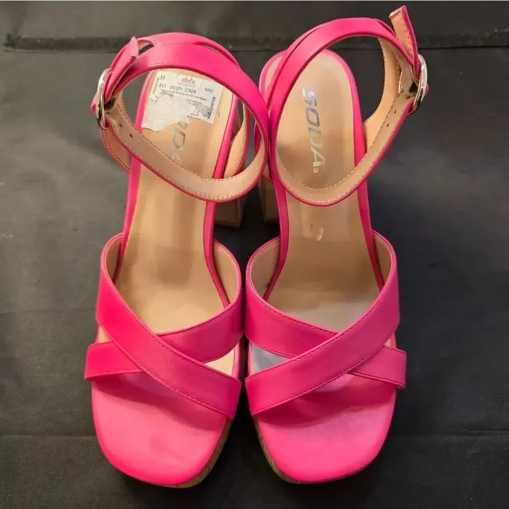 BRAND NEW SODA STRAPPY BLOCK HEEL OPEN TOE WOMENS SANDAL